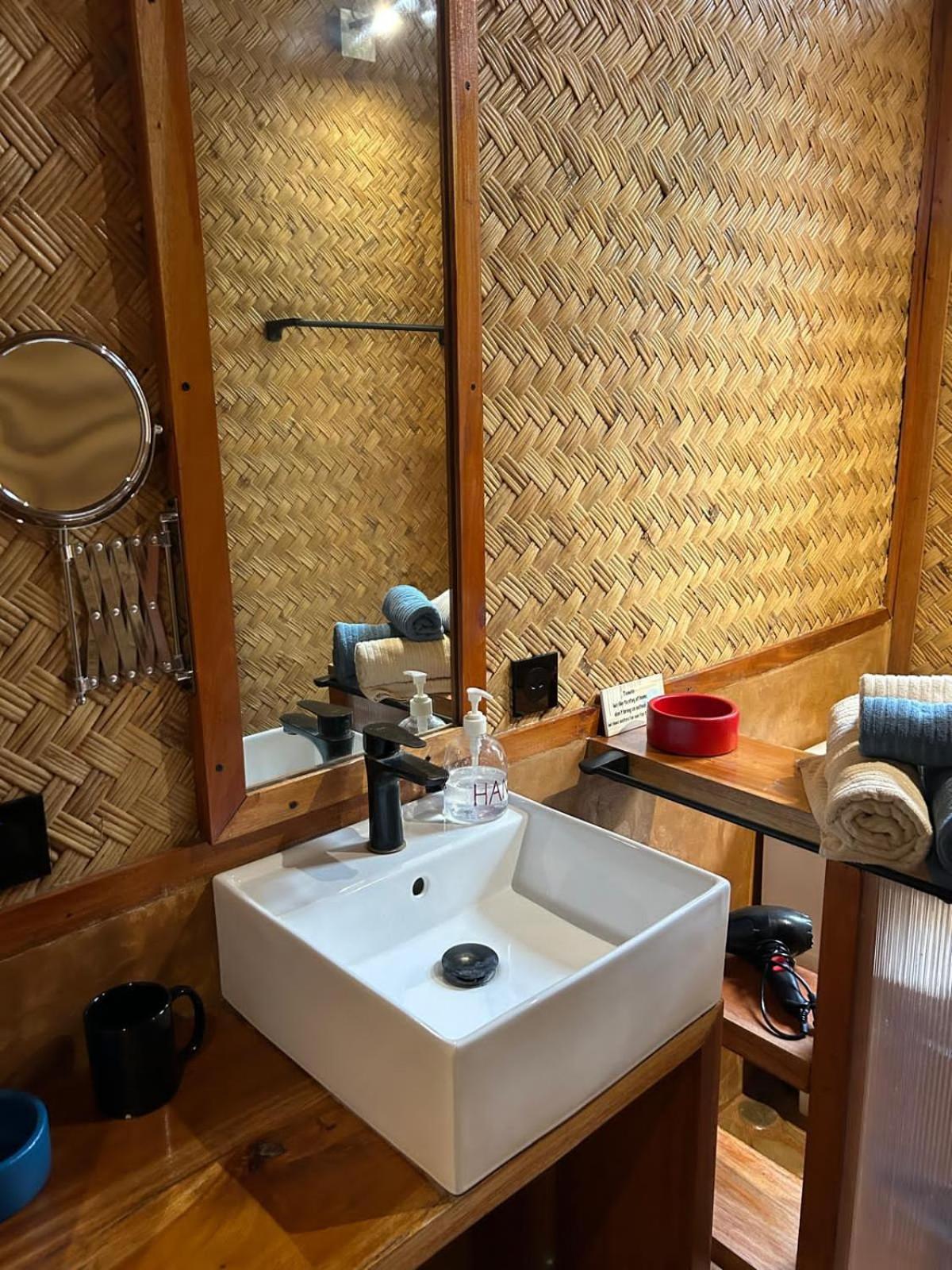 At Home 푸에르토프린세사 외부 사진